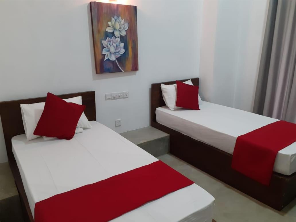 Everdew Kandy Rooms Extérieur photo